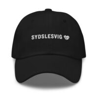 classic-dad-hat-black-front-6a1327790df1f.jpg SYDSLESVIG. — Dad Cap für Förde & Gegenwind