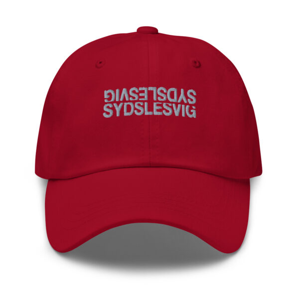 classic-dad-hat-cranberry-front-6a13ed0950591.jpg SYDSLESVIG. — Mirror Logo Cap