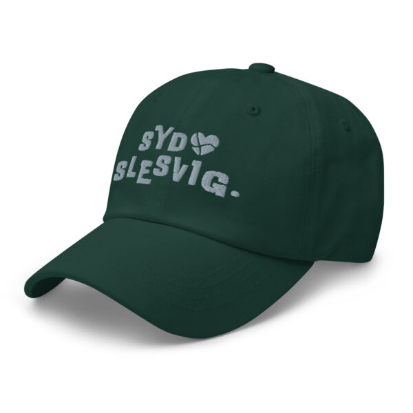 classic-dad-hat-spruce-left-front-6a130c0d3295a.jpg Sydslesvig Dad-Hat mit Dannebrog-Herz