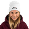 knit-beanie-white-front-6a1379c8258f9.jpg SYDSLESVIG. — Beanie mit Herzsymbol