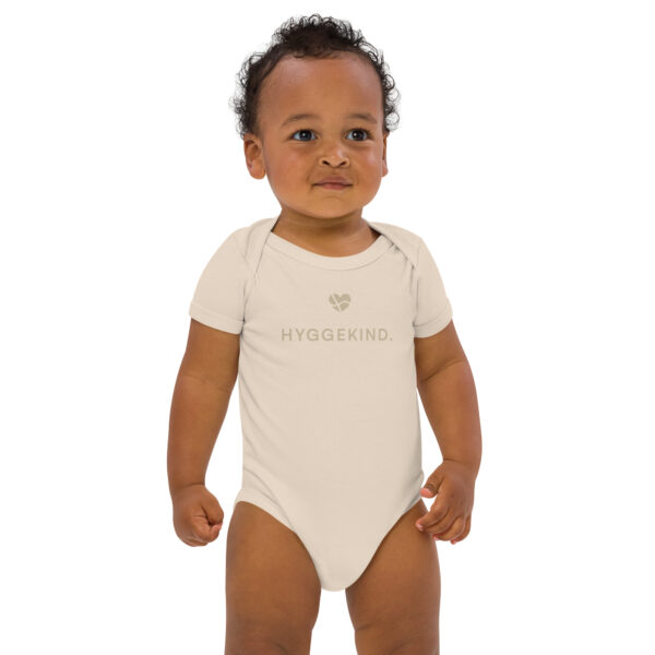 organic-cotton-baby-bodysuit-organic-natural-front-6a139e730dd43.jpg Hyggekind. — Bio-Strampler für kleine Küstenkinder
