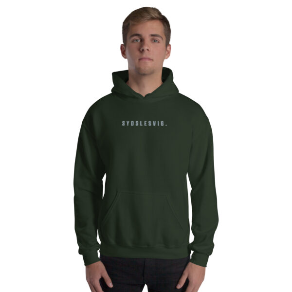 unisex-heavy-blend-hoodie-forest-green-front-6a134a238ea59.jpg SYDSLESVIG. — Hoodie für Küste & kalte Abende