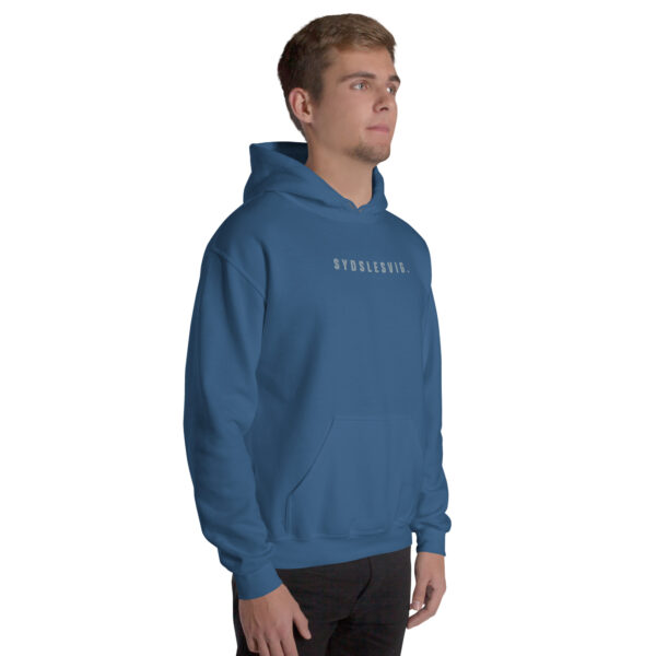 unisex-heavy-blend-hoodie-indigo-blue-right-front-6a134a238f50f.jpg SYDSLESVIG. — Hoodie für Küste & kalte Abende