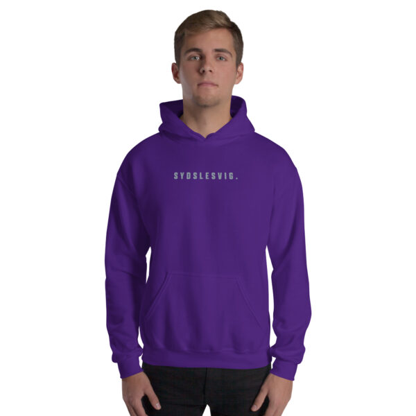 unisex-heavy-blend-hoodie-purple-front-6a134a238ed7c.jpg SYDSLESVIG. — Hoodie für Küste & kalte Abende