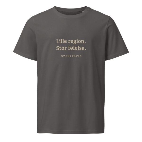 unisex-organic-mid-light-crafter-t-shirt-anthracite-front-6a13857612b42.jpg Lille region. Stor følelse. — Borderland Tee