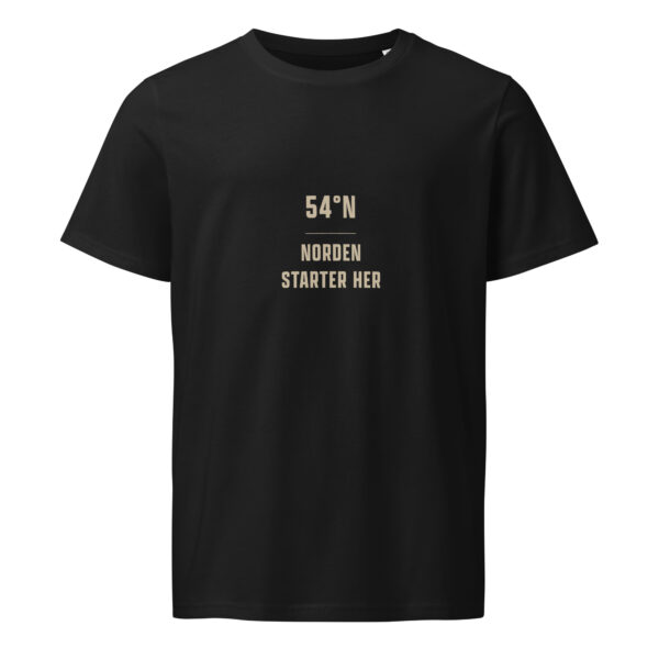 54 Grad. Norden starter her. — Borderland Tee