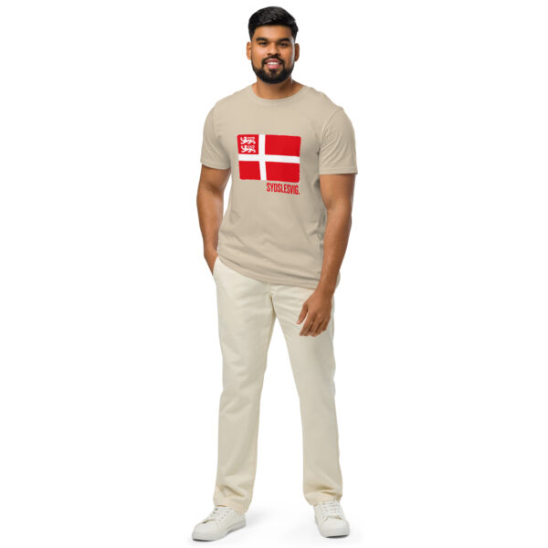 unisex-organic-mid-light-crafter-t-shirt-desert-dust-front-6a136455ad417.jpg Dannebrog. Sydslesvig Edition. — Borderland Flag Tee