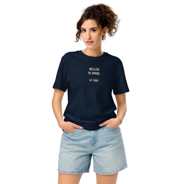 Mellem to sprog. 54 Grad. — Borderland Tee