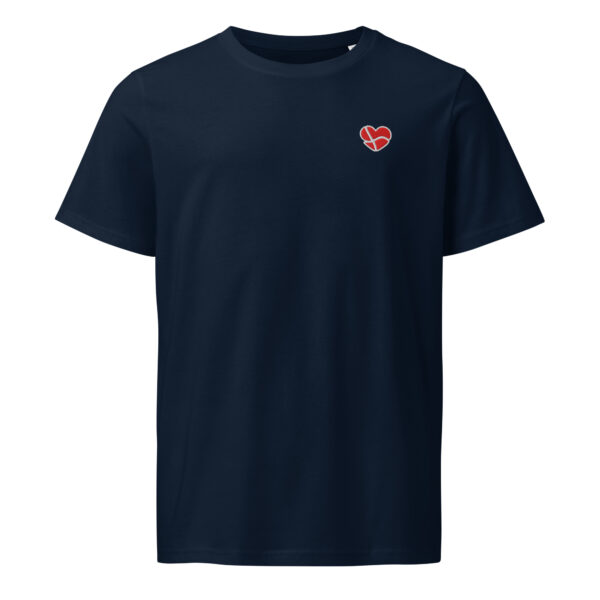 Herzstück. — Besticktes Bio-Shirt aus Sydslesvig