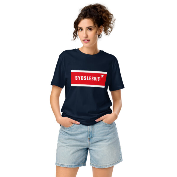 unisex-organic-mid-light-crafter-t-shirt-french-navy-front-6a137e0ab3d7e.jpg SYDSLESVIG. — Banner Tee mit Herz