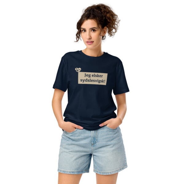 unisex-organic-mid-light-crafter-t-shirt-french-navy-front-6a138d70f3b51.jpg Jeg elsker sydslesvigsk. — Borderland Love Tee