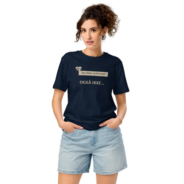 unisex-organic-mid-light-crafter-t-shirt-french-navy-front-6a138eb825520.jpg Også ikke. — Petuh Tee für komplizierte Antworten