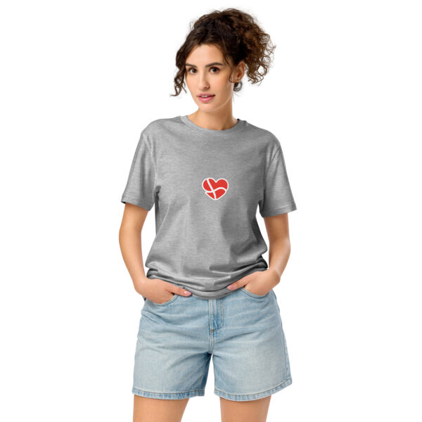 unisex-organic-mid-light-crafter-t-shirt-heather-grey-front-6a13670dc7090.jpg Dannebrog Hjerte. — Nordic Identity Tee