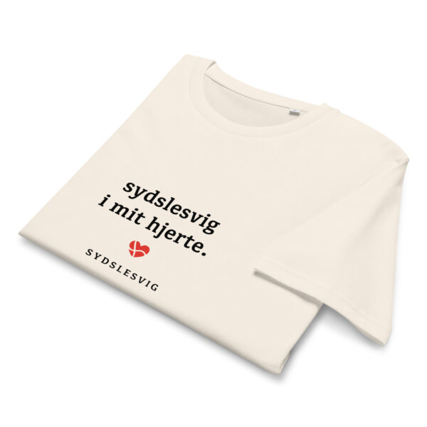 unisex-organic-mid-light-crafter-t-shirt-vintage-white-front-6a1376a490198.jpg Sydslesvig i mit hjerte. — Bio-Shirt mit Herzgefühl