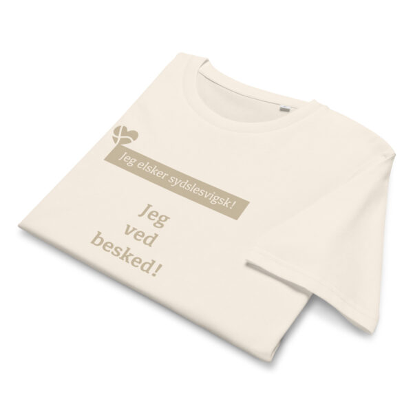 unisex-organic-mid-light-crafter-t-shirt-vintage-white-front-6a138e0198482.jpg Jeg ved besked. — Petuh Tee mit Haltung
