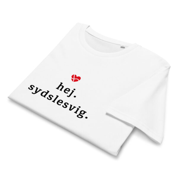 unisex-organic-mid-light-crafter-t-shirt-white-front-6a135f3bcebe6.jpg Hej Sydslesvig. — Bio-Shirt mit Herz