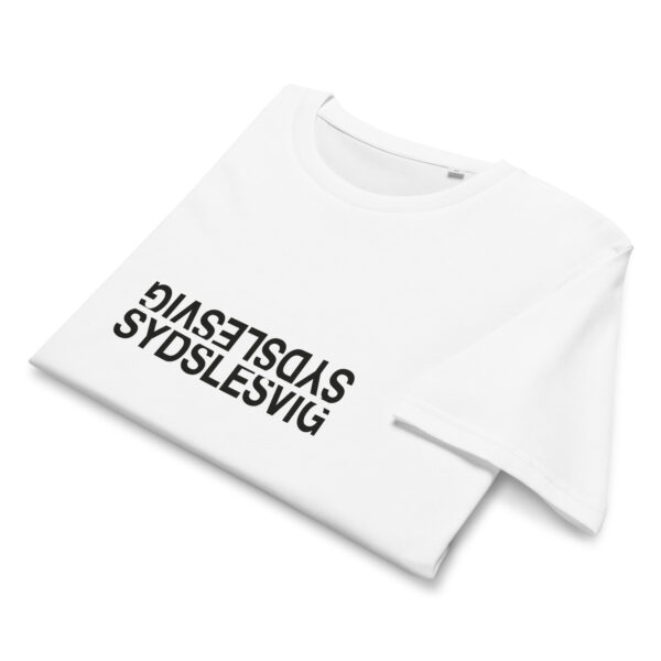 unisex-organic-mid-light-crafter-t-shirt-white-front-6a1361bcc4ac5.jpg SYDSLESVIG. — Land der Horizonte Tee