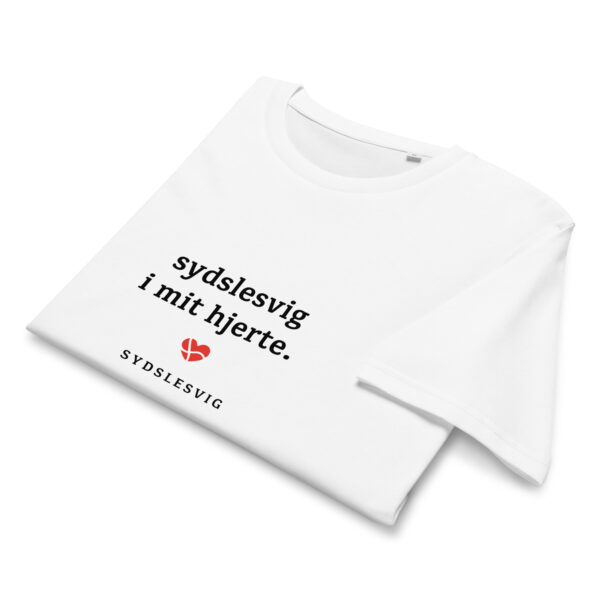 unisex-organic-mid-light-crafter-t-shirt-white-front-6a1376a490226.jpg Sydslesvig i mit hjerte. — Bio-Shirt mit Herzgefühl