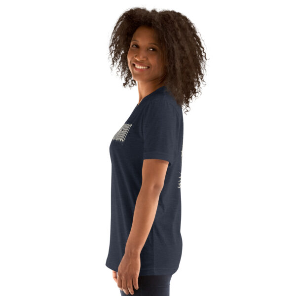 unisex-staple-t-shirt-heather-navy-left-6a08475057d12.jpg Rungholt – T-Shirt (Nordfriesland-Sage)