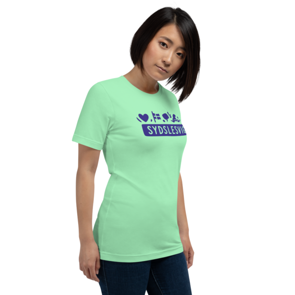 unisex-staple-t-shirt-mint-right-front-6a06dc7d7a882.png Sydslesvig in vier Symbolen – T-Shirt
