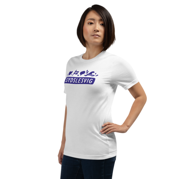 unisex-staple-t-shirt-solid-white-blend-left-front-6a06dc7d77b7b.png Sydslesvig in vier Symbolen – T-Shirt