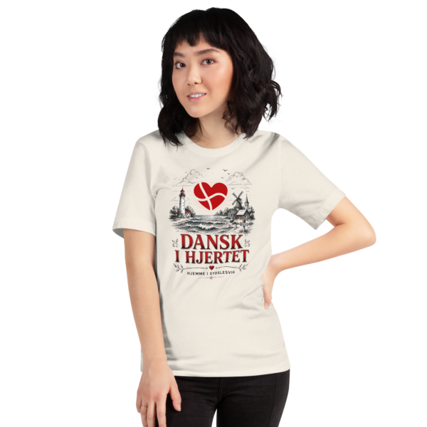 unisex-staple-t-shirt-vintage-white-front-6a06bcc5cf6ef.png Dansk i hjertet – T-Shirt Sydslesvig
