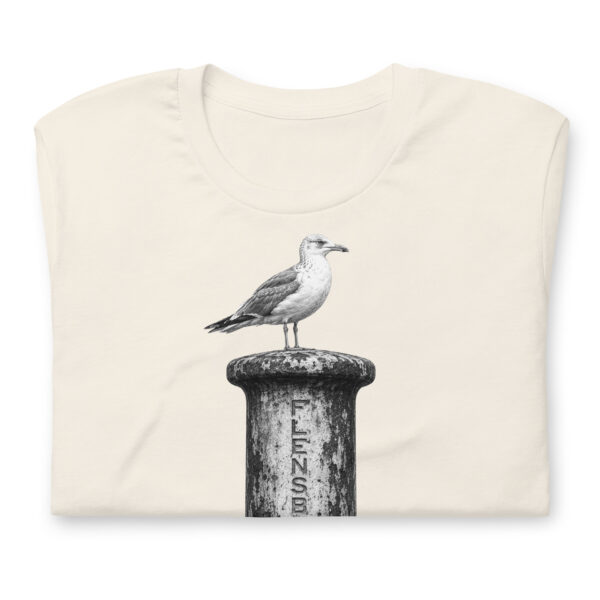 unisex-staple-t-shirt-vintage-white-front-6a072ce995248.jpg Möwe auf dem Flensborg-Poller – T-Shirt