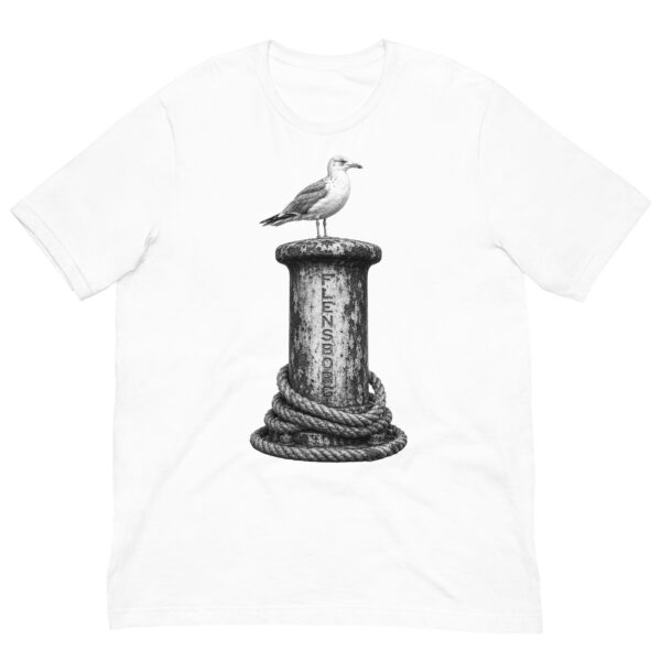unisex-staple-t-shirt-white-front-6a072ce9978a0.jpg Möwe auf dem Flensborg-Poller – T-Shirt
