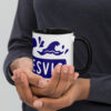 white-ceramic-mug-with-color-inside-black-11-oz-right-6a06ea0f664e2.jpg Sydslesvig in vier Symbolen – Keramiktasse