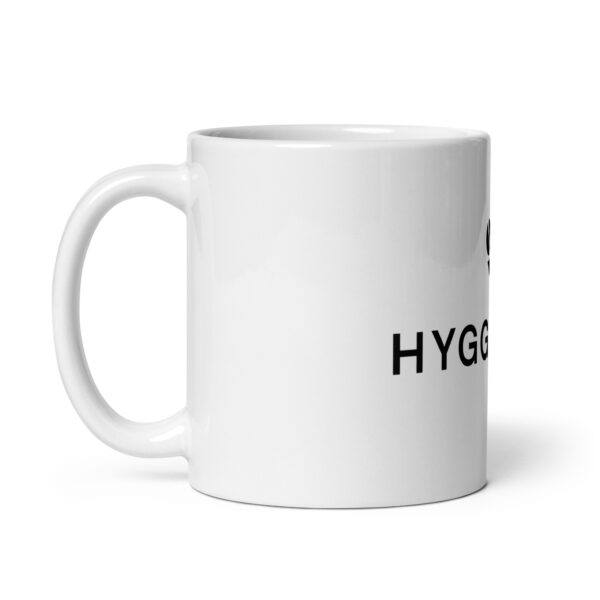 white-glossy-mug-white-11-oz-handle-on-left-6a13d4dce24c6.jpg Hyggemor. — Lieblingsbecher für Küstentage