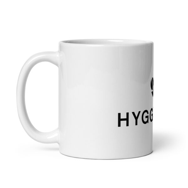 white-glossy-mug-white-11-oz-handle-on-left-6a159ad265aad.jpg Hyggeoma. — Becher für Herz & Heißgetränke