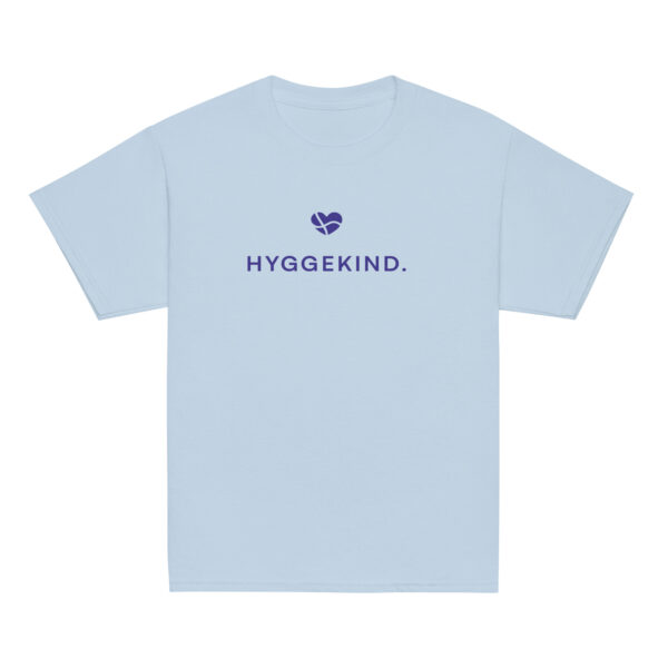 youth-classic-tee-light-blue-front-6a14341d38210.jpg Hyggekind. — Youth Tee für Küstenkinder