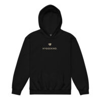 youth-heavy-blend-hoodie-black-front-6a13d31d0d49c.jpg Hyggekind. — Kids Hoodie mit Herzlogo